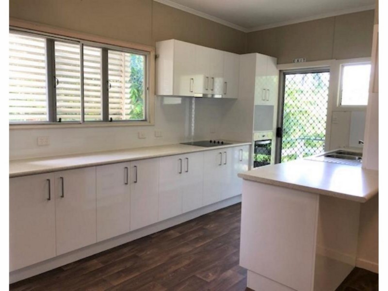 4 Mansfield Street, Wandal QLD 4700
